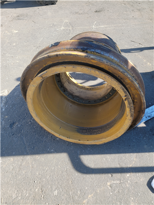 USED RIM 4187021, photo 1 of 2