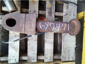 USED PIVOT PIN 6Y7471, photo 1 of 2