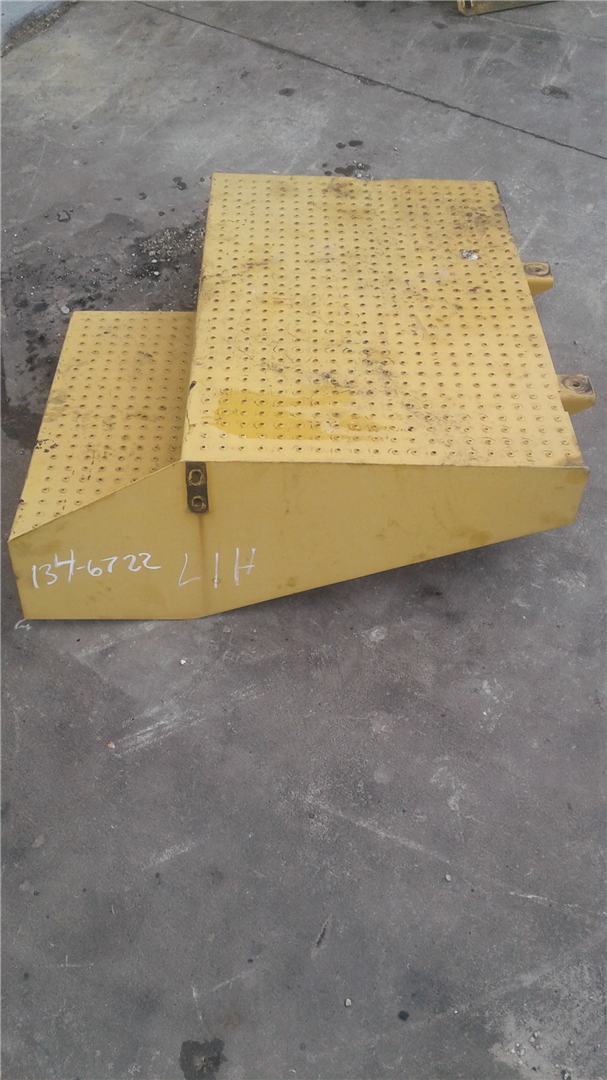 USED LH PLATFORM 1346722, photo 1 of 2