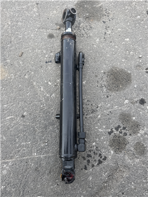Part Number: CYL-301.5-5286482    for Caterpillar 301.5