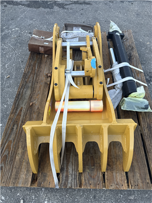 Part Number: THUMB-313-6331716    for Caterpillar 313  