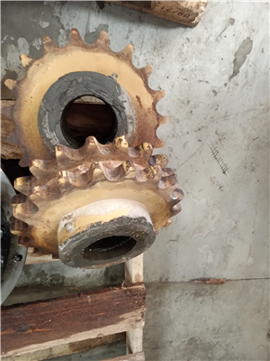 Part Number: 1738094              for Caterpillar 385B 