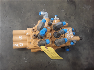 Part Number: 4215477              for Caterpillar 906H 