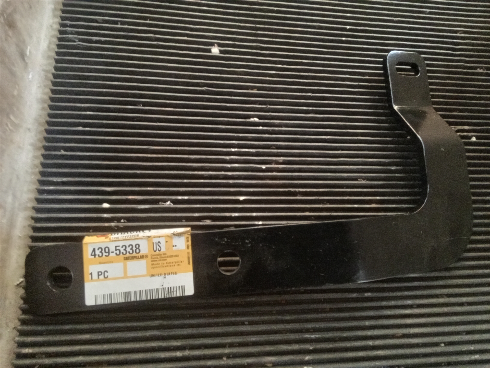 CAT 4395338 part 1