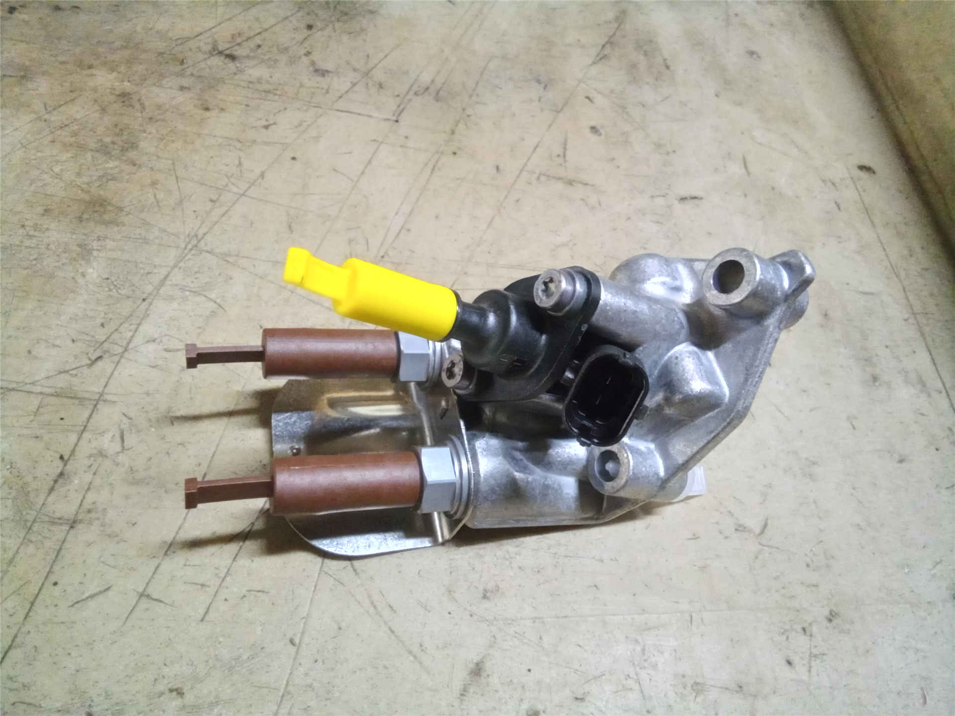 CAT 4859752 part 1