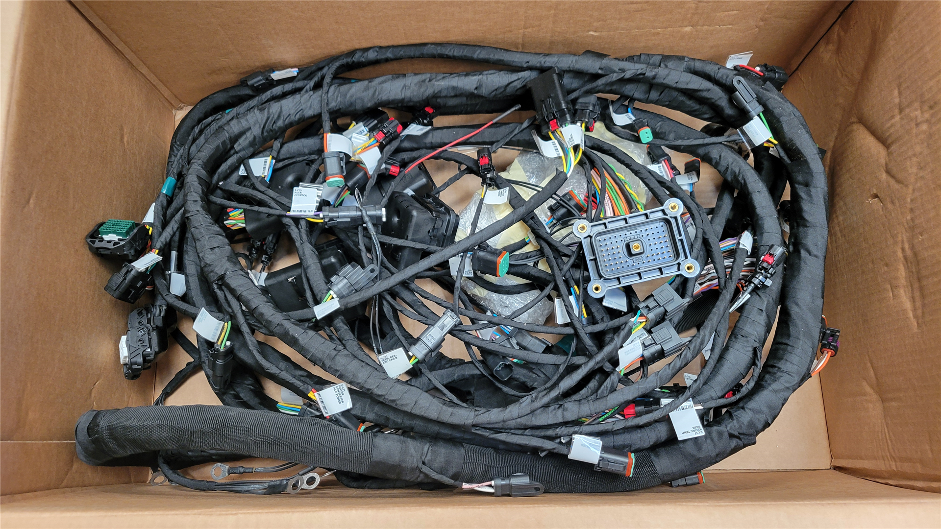 CAT 5834665 part 1