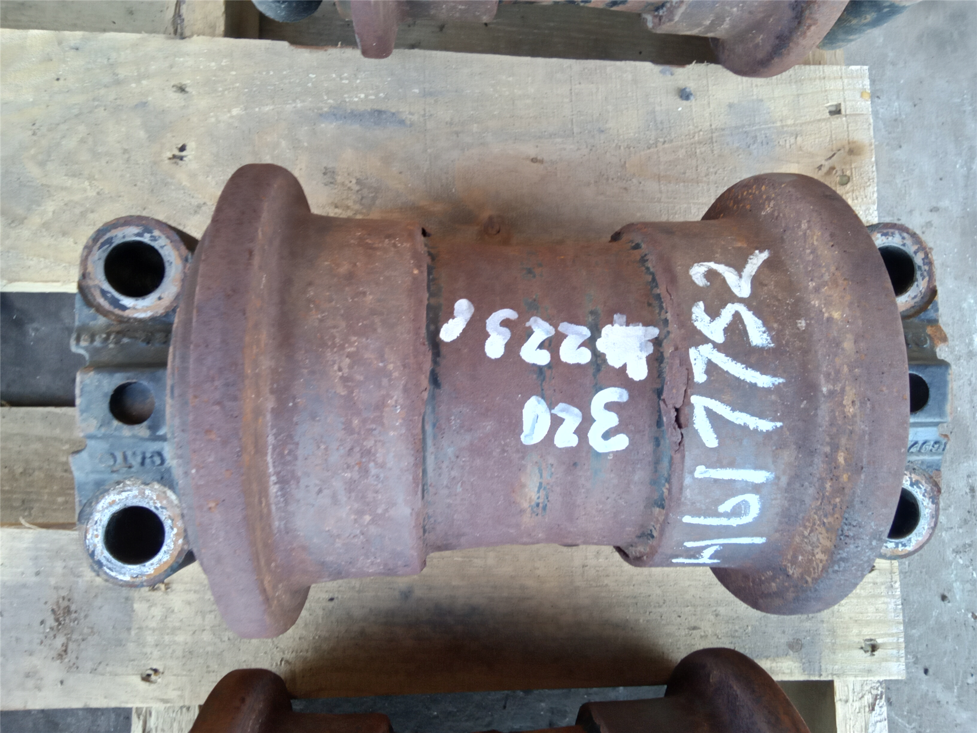 CAT 4617752 part 2