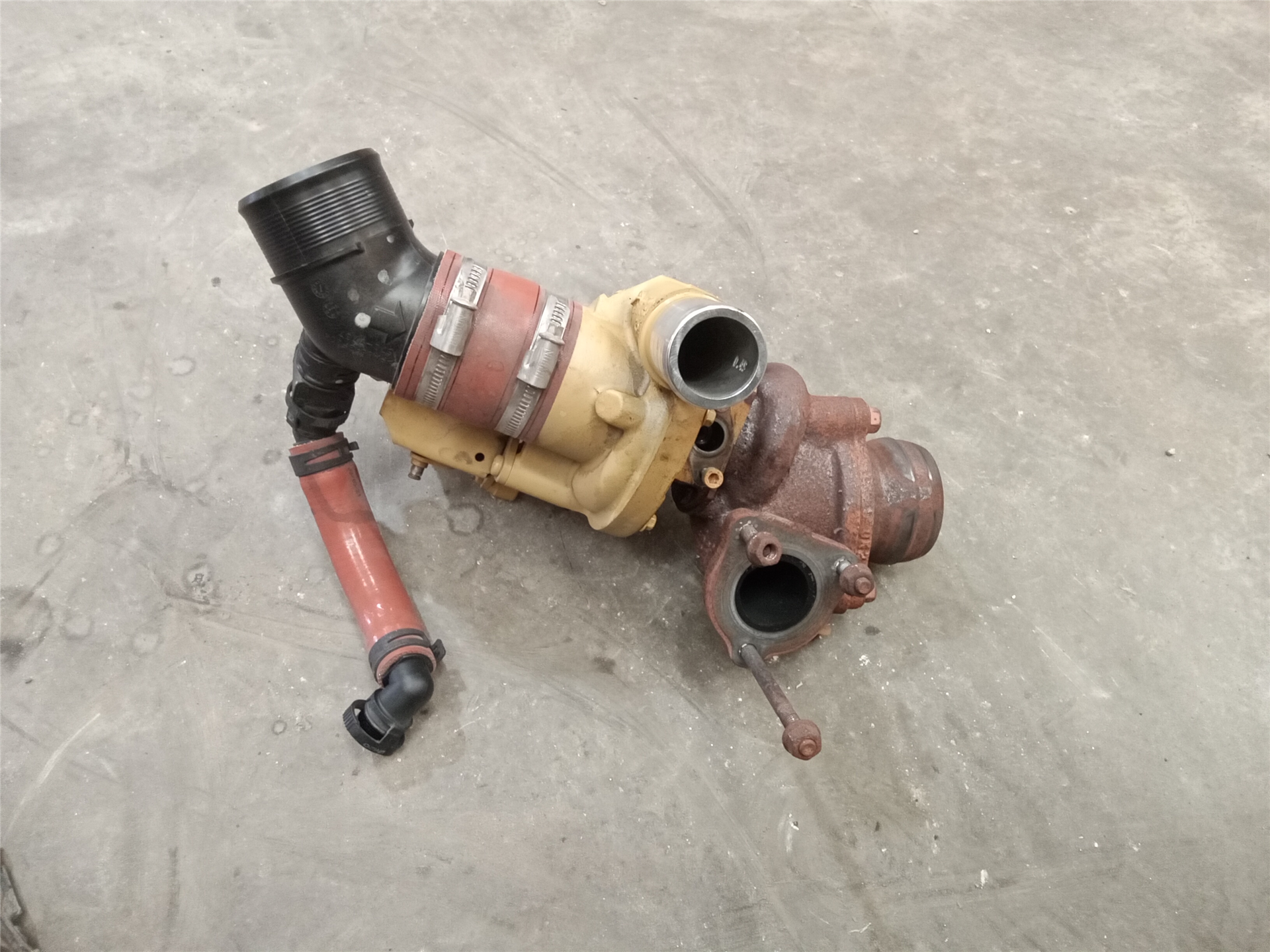 CAT 5698446 part 4