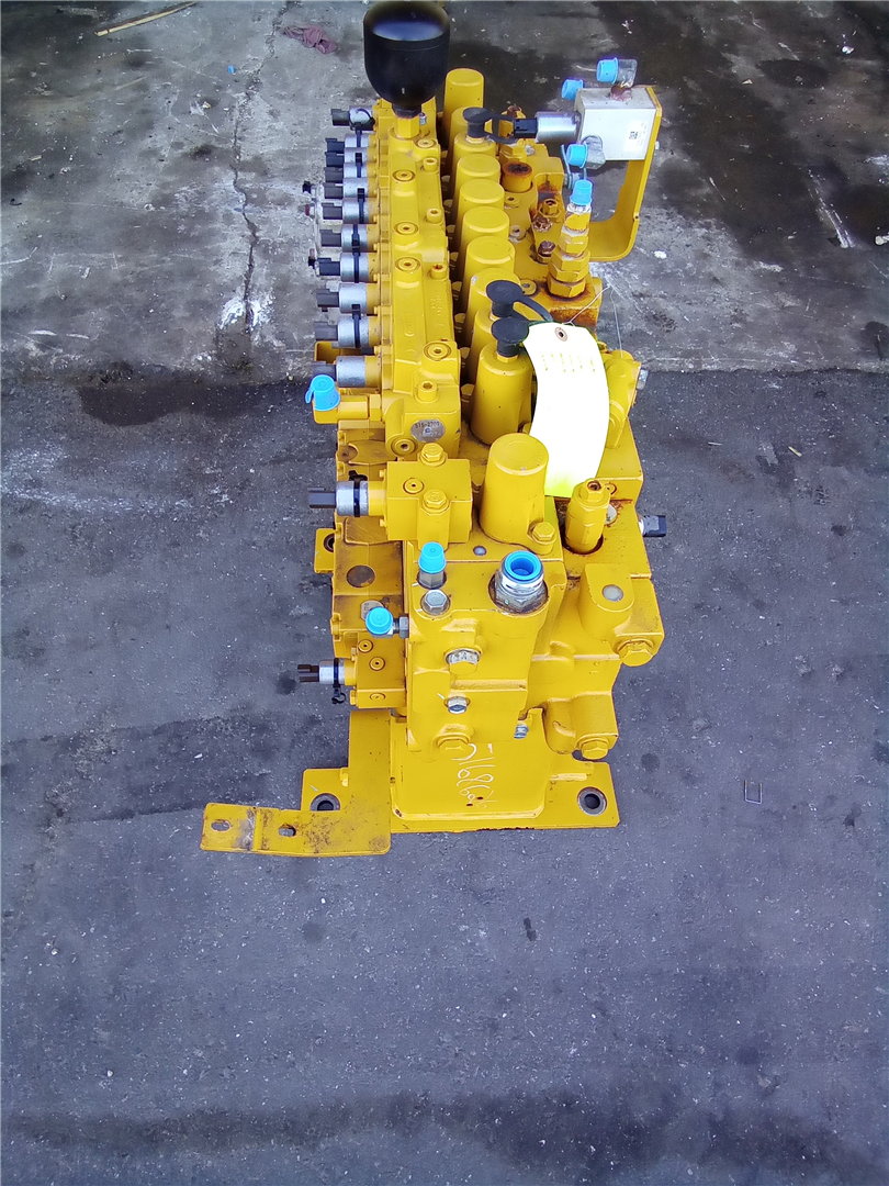 CAT 5558147 part 2