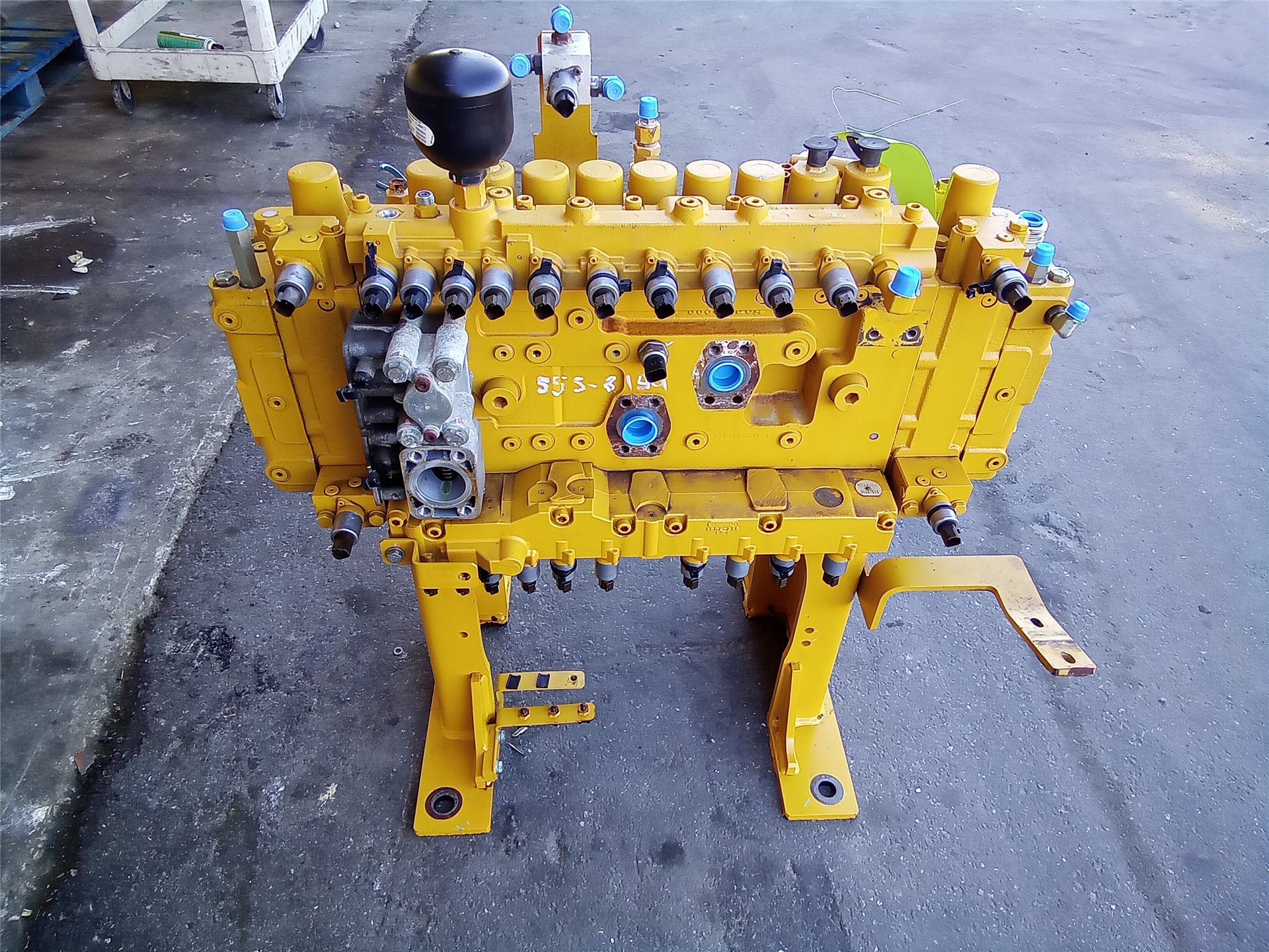 CAT 5558147 part 3