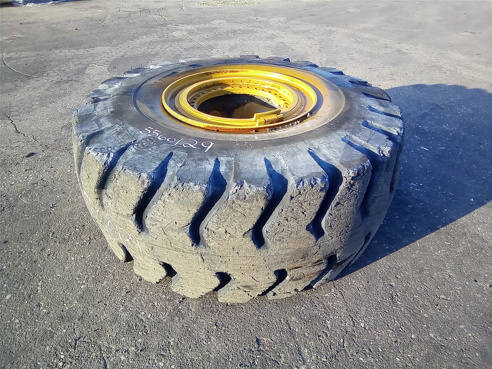 CAT 5560129 part 1