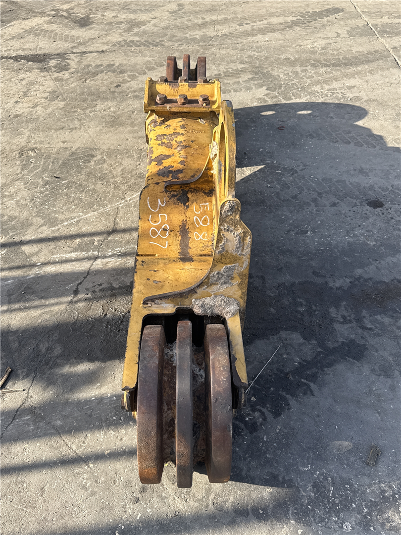 CAT 5883587 part 2