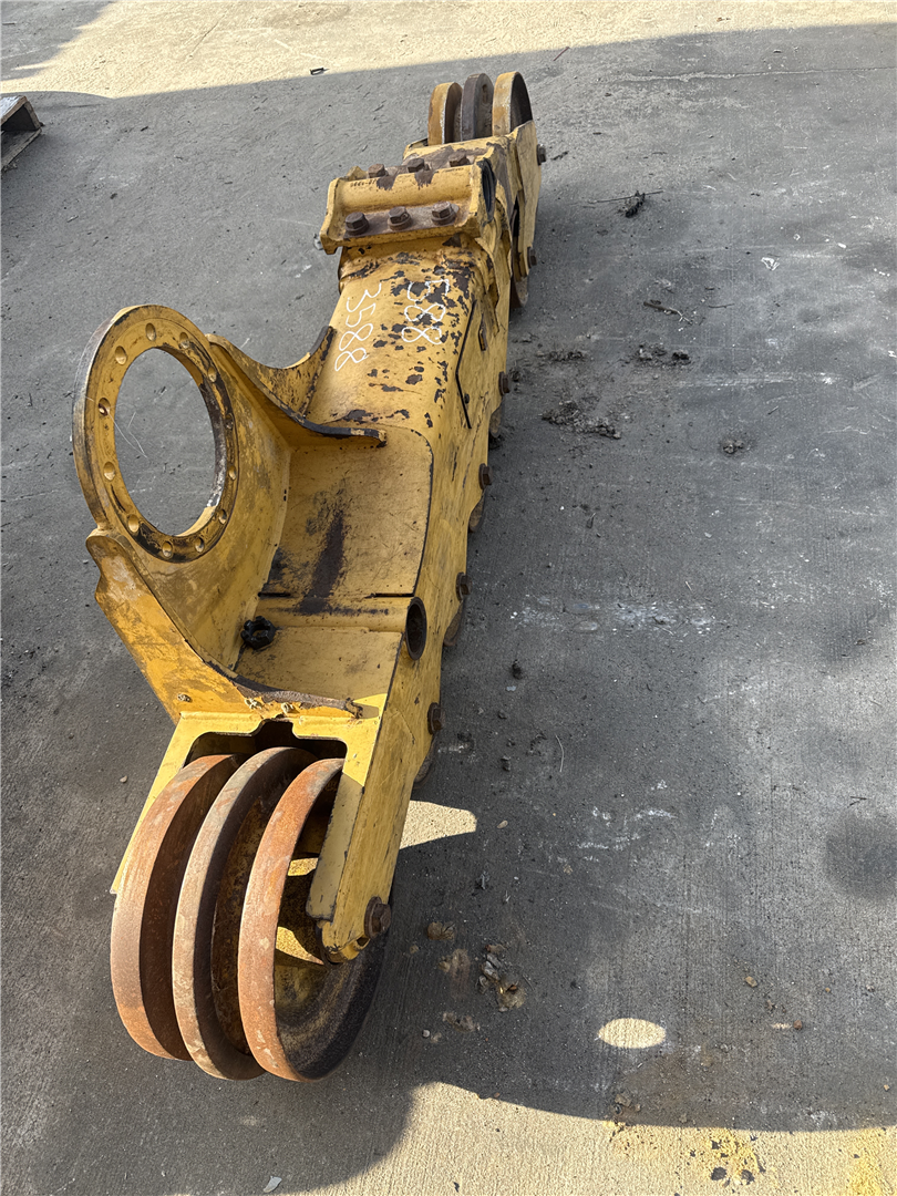 CAT 5883588 part 2