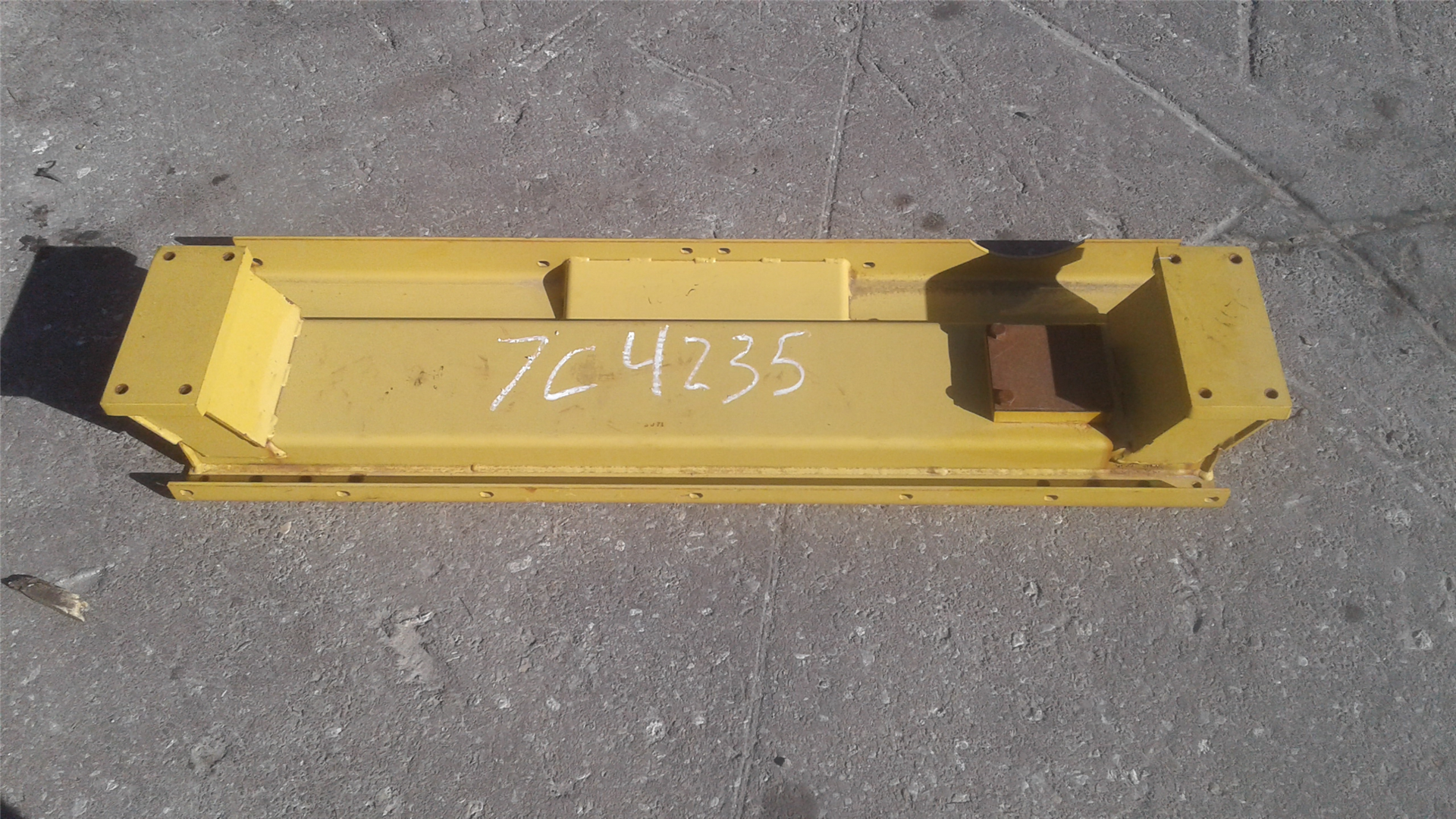 CAT 7C4235 part 1