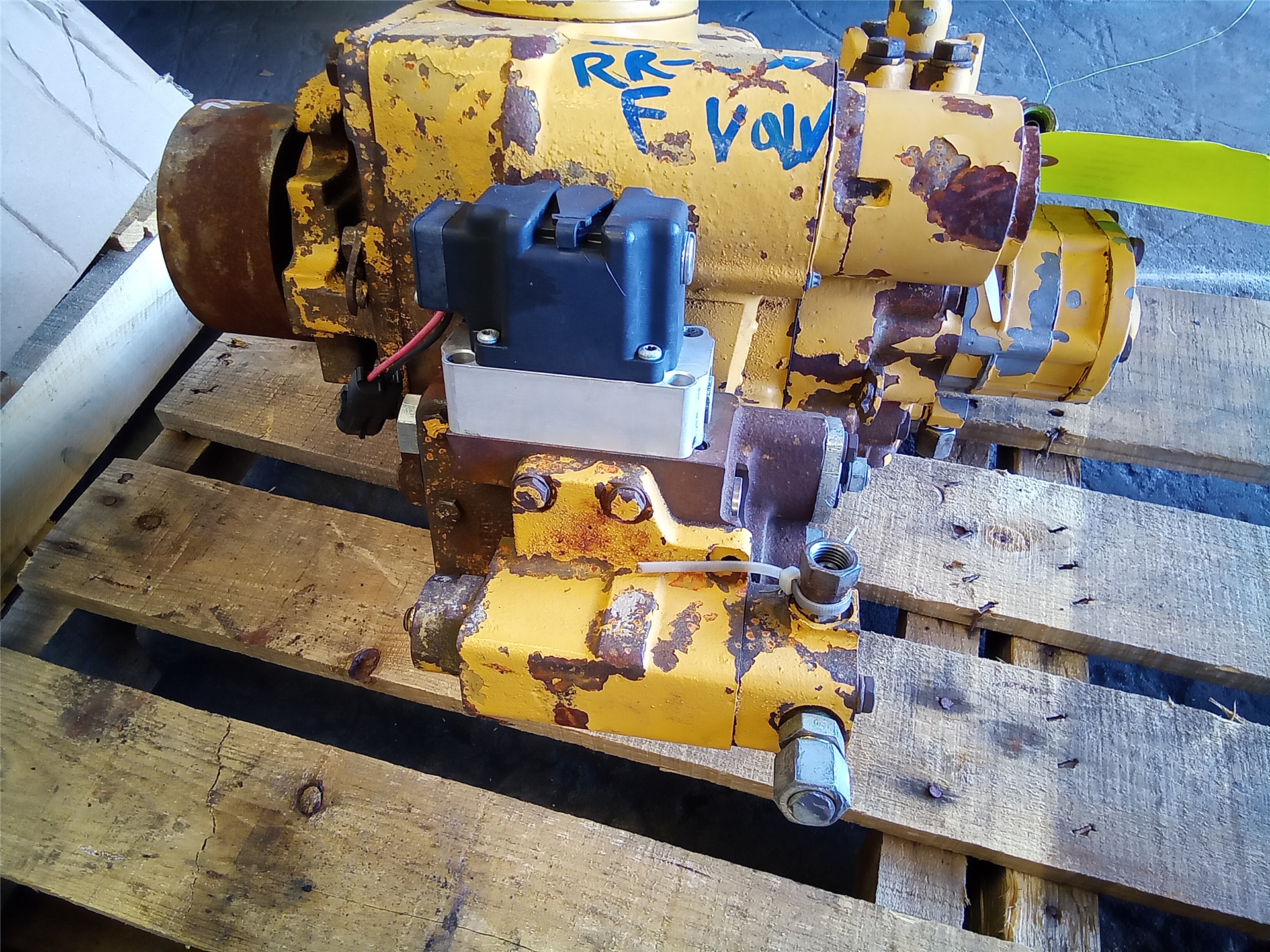 CAT 7X7438 part 6