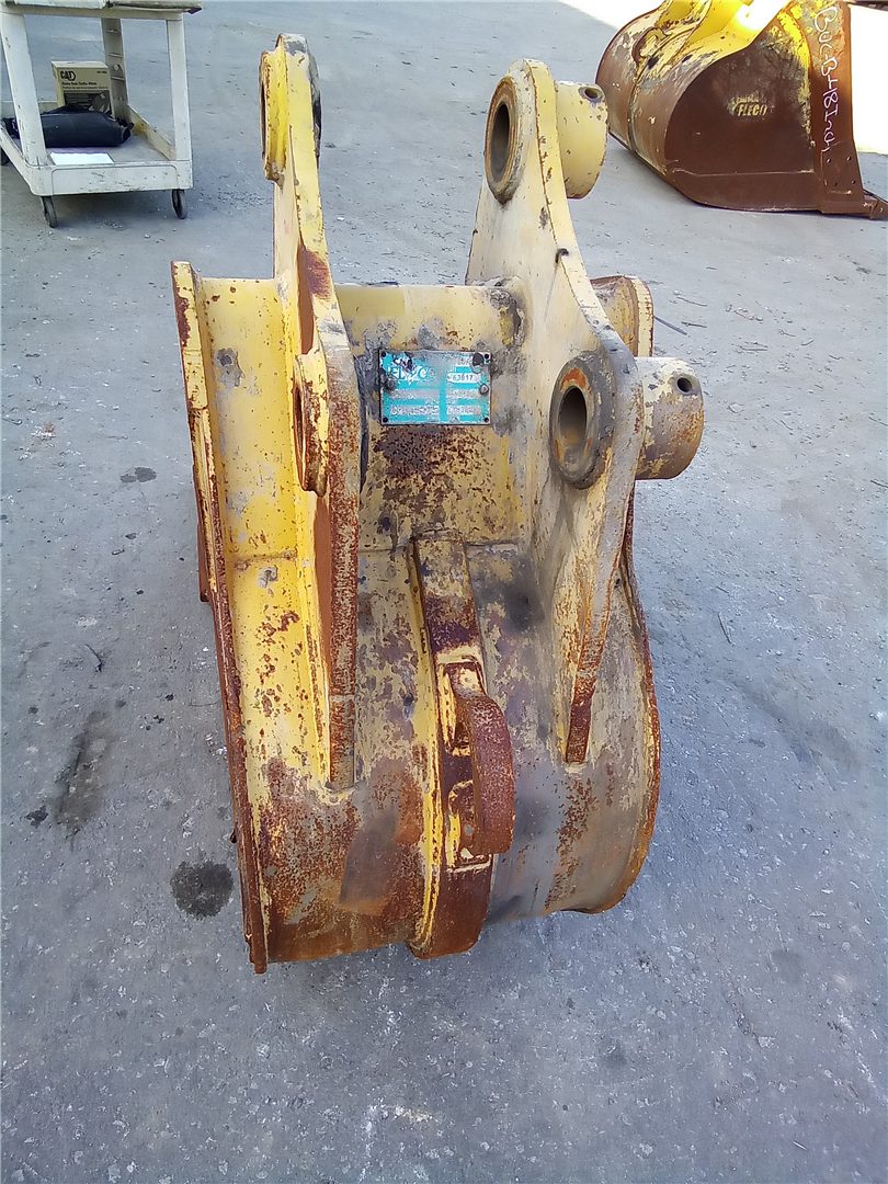CAT BUCA24INCH part 2