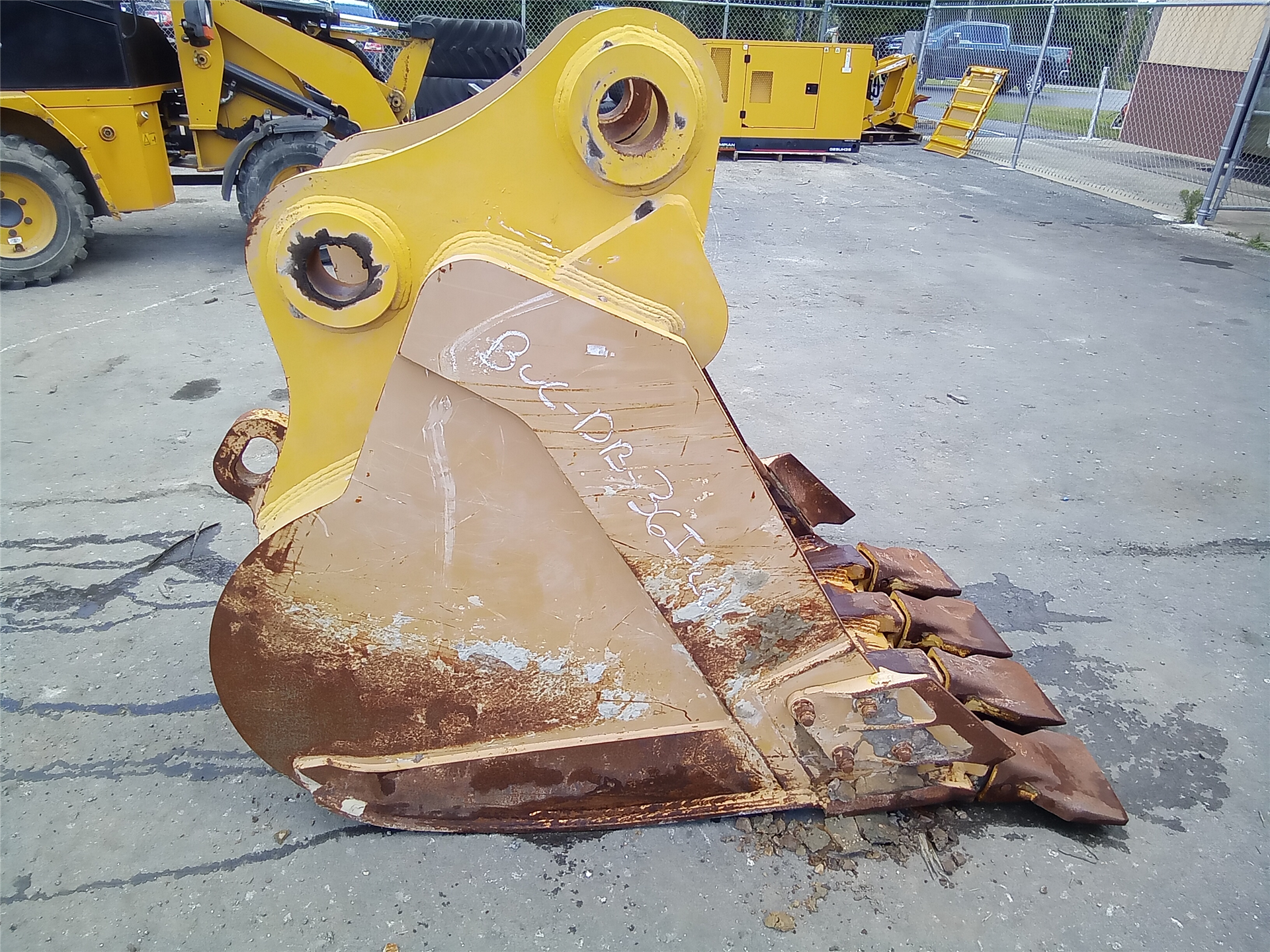 CAT BUCDB36INCH part 7