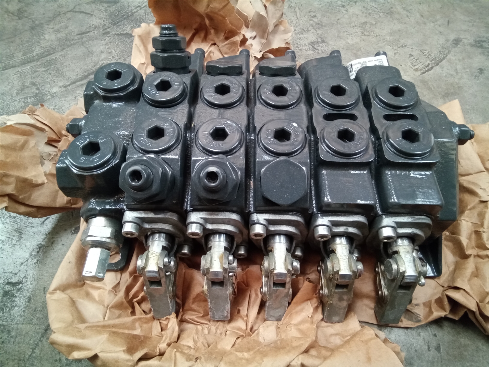 CAT 5000550039 part 1