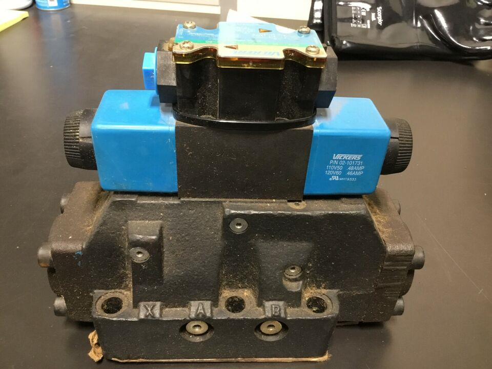 CAT 7028330 part 1