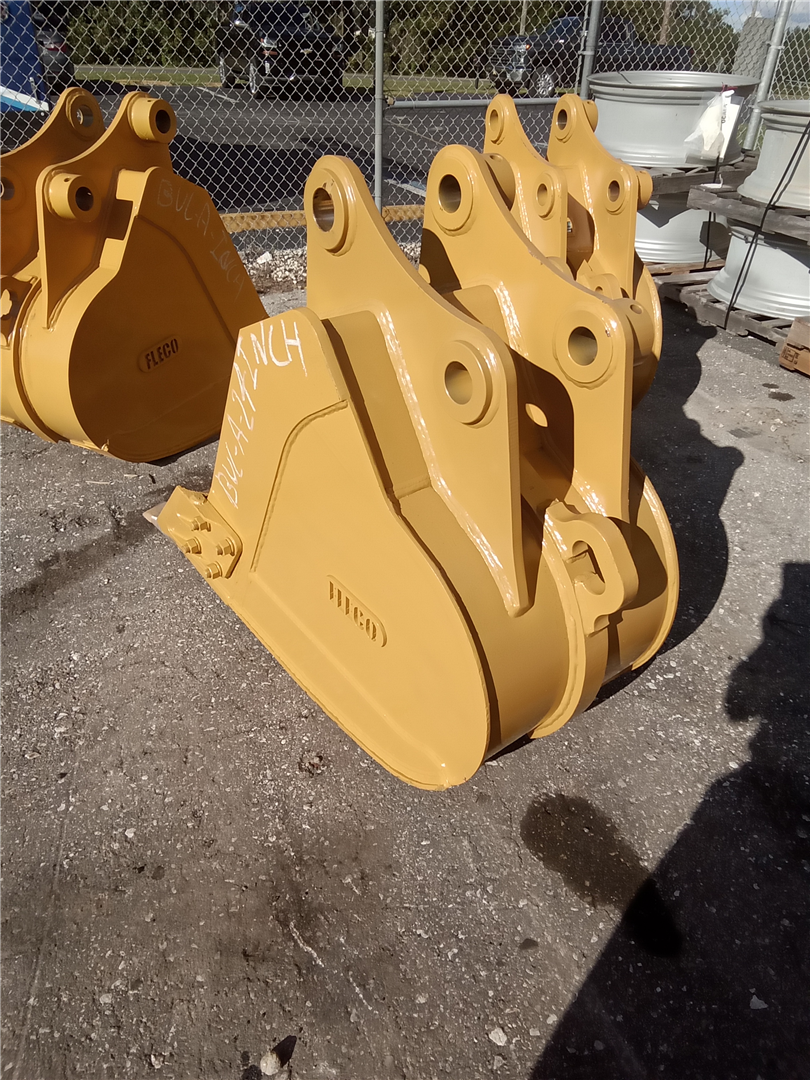 CAT BUCA24INCH part 1