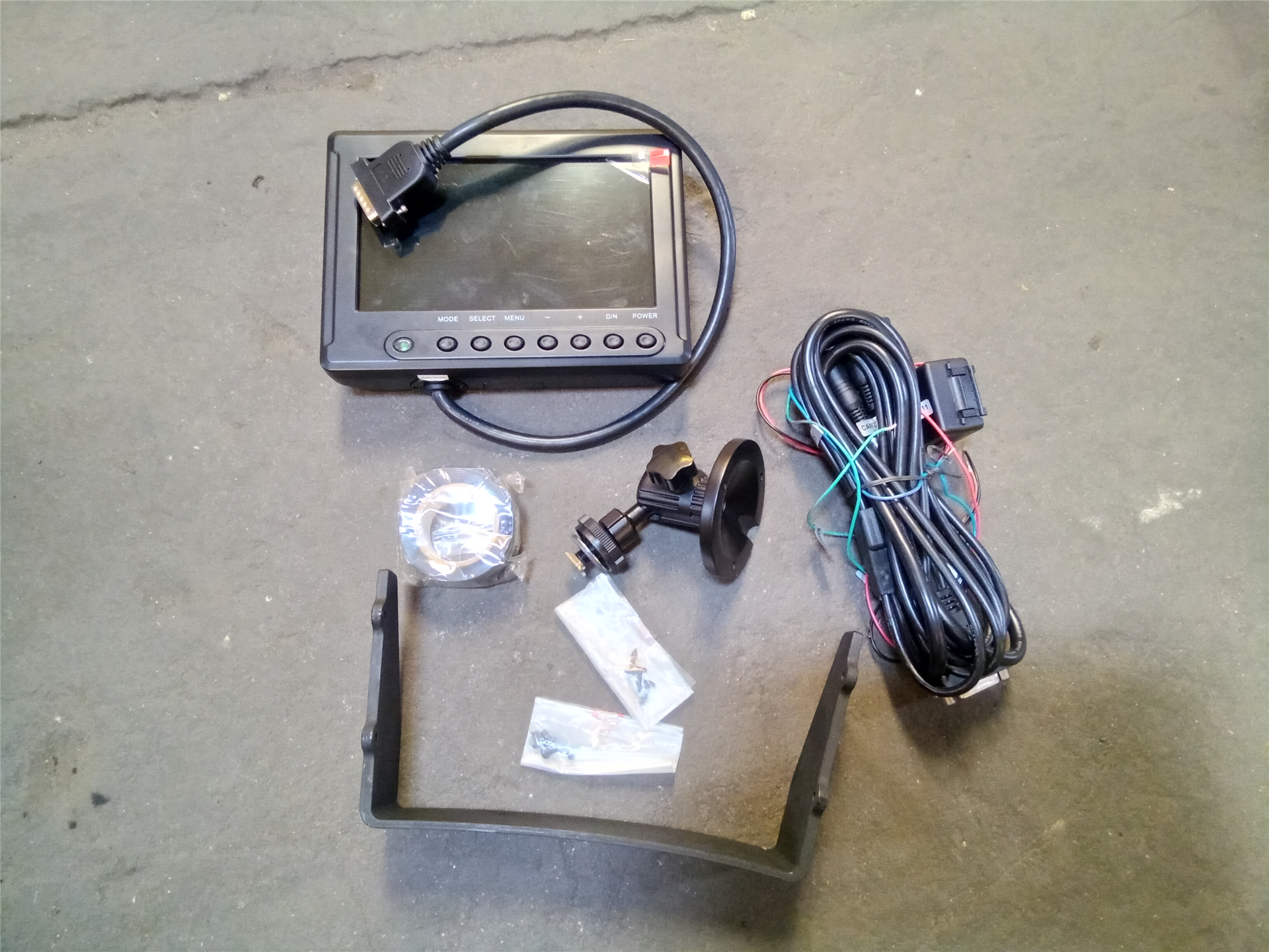 CAT M7000W part 1