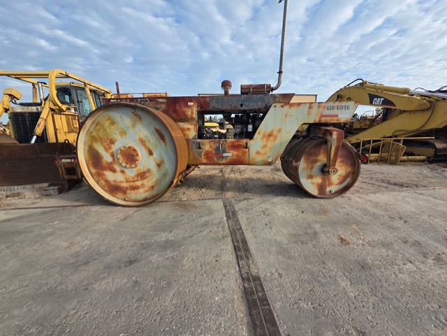 CAT MACHINE12TONEB2604 part 2